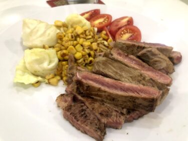 タイのコンドミニアムで「ステーキ」を焼く&日々のお手軽自炊ごはん
